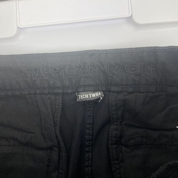 American Eagle Men's Tech Twill Black Chino Shorts Size 29 7.5" Inseam 2021 - Picture 3 of 9